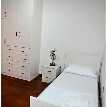 Bllok Sunset Apartment Tirana Exterior photo